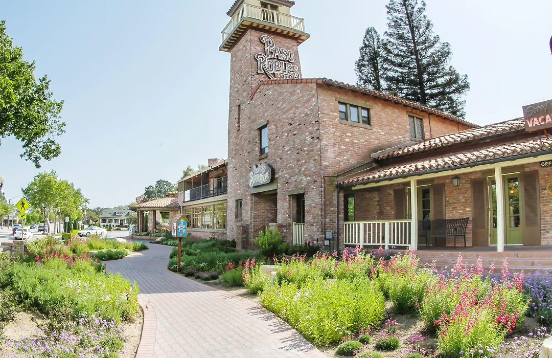 Paso Robles Inn-1