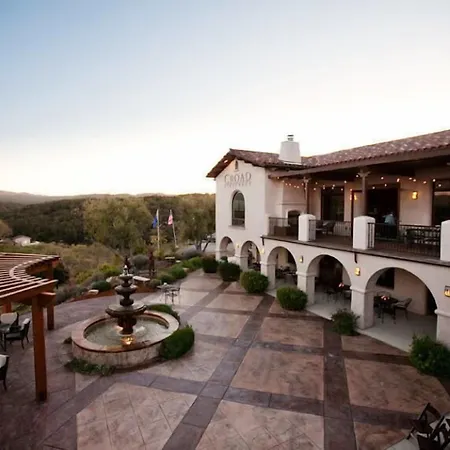 Croad Vineyards - The Inn-2